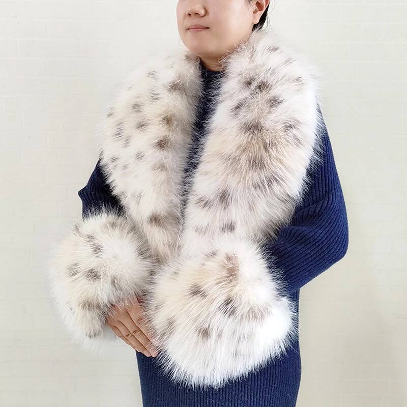 Sciarpa in pelliccia di volpe  - Winter Clothing Pk recensione e prezzo