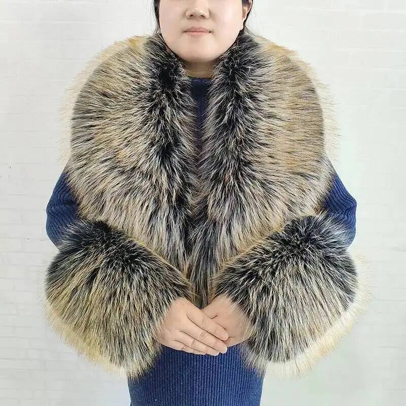 Sciarpa in pelliccia di volpe  - Winter Clothing Pk recensione e prezzo