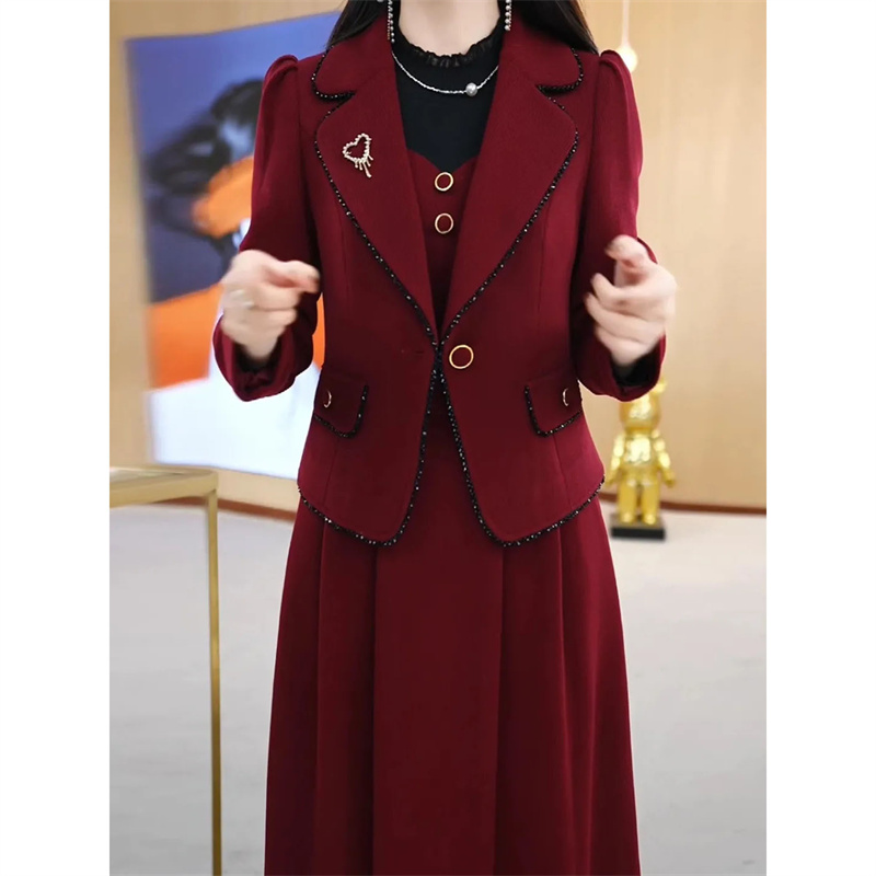 Abito da giacca di fascia alta - Winter Clothing Pk recensione e prezzo