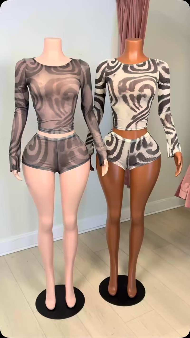 Doyerl Set di Pantaloncini a R - Winter Clothing Matching recensione e prezzo